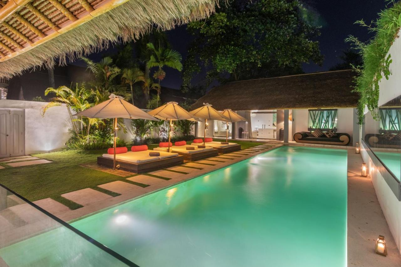 Saga Villas Ultra Seminyak  Bagian luar foto